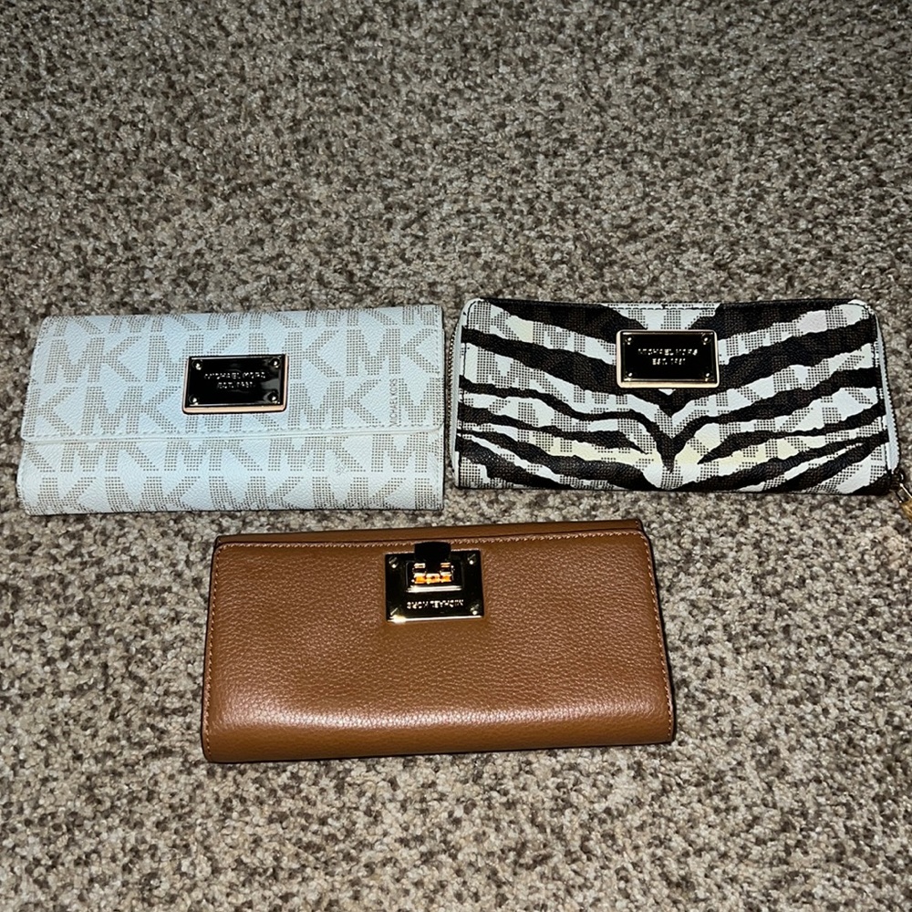 Michael Kors wallets CHOOSE COLOR